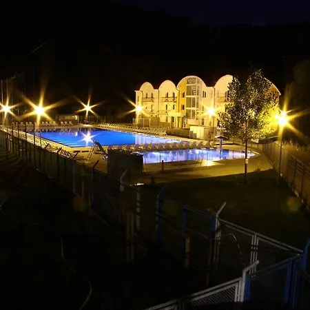 Oras Hotel *